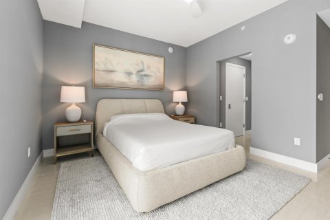 Condo in Riviera Beach, Florida, 3 bedrooms  № 2158297 - photo 16