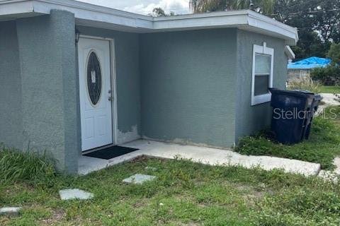 House in Tampa, Florida 3 bedrooms, 222.69 sq.m. № 1829573 - photo 29