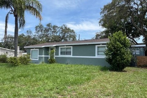 House in Tampa, Florida 3 bedrooms, 222.69 sq.m. № 1829573 - photo 5