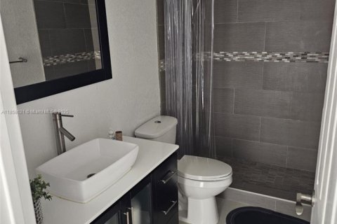 Adosado en venta en Weston, Florida, 3 dormitorios, 139.35 m2 № 1887841 - foto 10