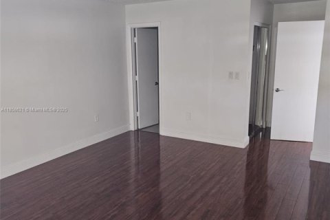 Adosado en venta en Weston, Florida, 3 dormitorios, 139.35 m2 № 1887841 - foto 11