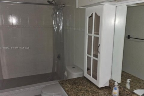 Adosado en venta en Weston, Florida, 3 dormitorios, 139.35 m2 № 1887841 - foto 15