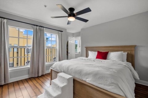 Touwnhouse à vendre à Tampa, Floride: 2 chambres, 134.06 m2 № 1905677 - photo 19