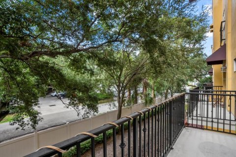 Touwnhouse à vendre à Tampa, Floride: 2 chambres, 134.06 m2 № 1905677 - photo 24