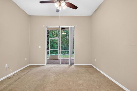 Townhouse in New Port Richey, Florida 3 bedrooms, 187.11 sq.m. № 2393960 - photo 27