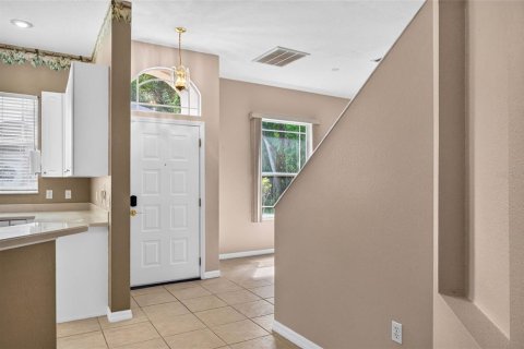 Townhouse in New Port Richey, Florida 3 bedrooms, 187.11 sq.m. № 2393960 - photo 7