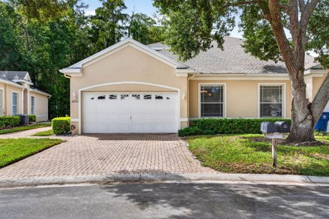 Townhouse in New Port Richey, Florida 3 bedrooms, 187.11 sq.m. № 2393960