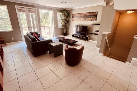 Townhouse in Tampa, Florida 3 bedrooms, 178.37 sq.m. № 1850257 - photo 16