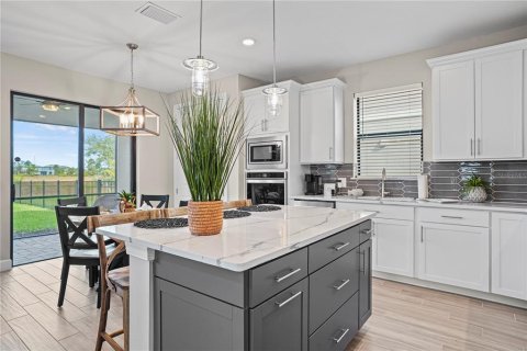 House in Nokomis, Florida 4 bedrooms, 204.57 sq.m. № 1747563 - photo 6