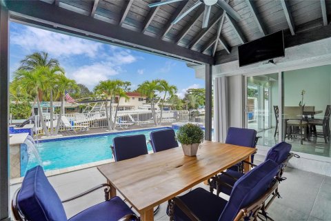 Villa ou maison à vendre à Pompano Beach, Floride: 4 chambres, 208.84 m2 № 2084382 - photo 18