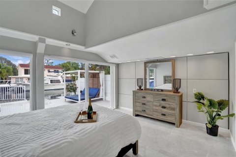 Villa ou maison à vendre à Pompano Beach, Floride: 4 chambres, 208.84 m2 № 2084382 - photo 11
