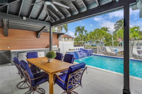 Villa ou maison à vendre à Pompano Beach, Floride: 4 chambres, 208.84 m2 № 2084382 - photo 3
