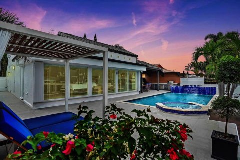 Villa ou maison à vendre à Pompano Beach, Floride: 4 chambres, 208.84 m2 № 2084382 - photo 28