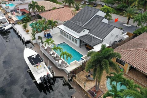 Villa ou maison à vendre à Pompano Beach, Floride: 4 chambres, 208.84 m2 № 2084382 - photo 25