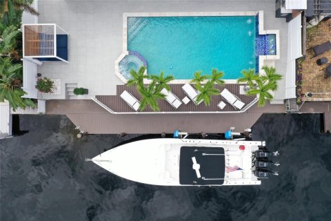 Villa ou maison à vendre à Pompano Beach, Floride: 4 chambres, 208.84 m2 № 2084382 - photo 23