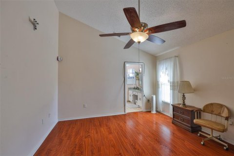 Casa en venta en Tampa, Florida, 4 dormitorios, 195.56 m2 № 1741186 - foto 28