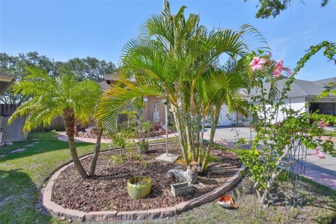 Casa en venta en Tampa, Florida, 4 dormitorios, 195.56 m2 № 1741186 - foto 4