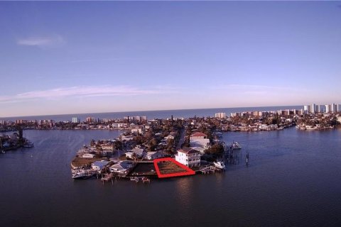 Land in Madeira Beach, Florida № 2111288 - photo 5