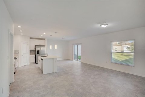 House in Eagle Lake, Florida 4 bedrooms, 174.56 sq.m. № 1608216 - photo 8