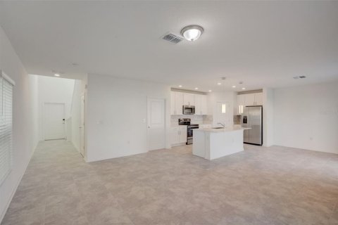 House in Eagle Lake, Florida 4 bedrooms, 174.56 sq.m. № 1608216 - photo 10