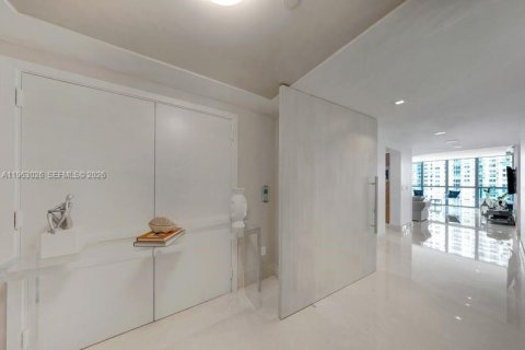 Купить кондоминиум в Майами, Флорида 2 спальни, 142.05м2, № 2080985 - фото 5