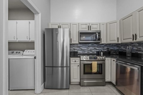 Copropriété à vendre à Gainesville, Floride: 1 chambre, 73.39 m2 № 2166582 - photo 8