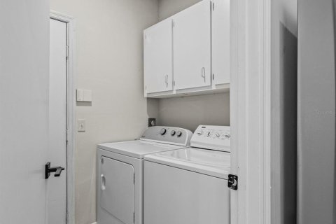 Copropriété à vendre à Gainesville, Floride: 1 chambre, 73.39 m2 № 2166582 - photo 11