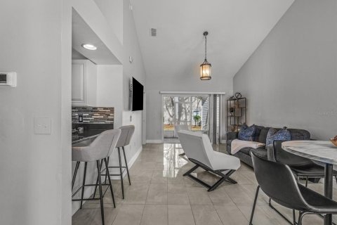 Copropriété à vendre à Gainesville, Floride: 1 chambre, 73.39 m2 № 2166582 - photo 5