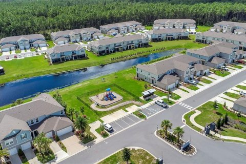 Townhouse in Palm Coast, Florida 2 bedrooms, 134.06 sq.m. № 1909691 - photo 14