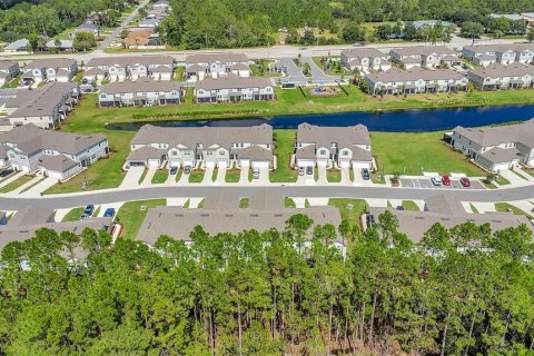 Townhouse in Palm Coast, Florida 2 bedrooms, 134.06 sq.m. № 1909691 - photo 20