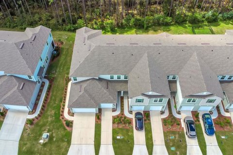 Townhouse in Palm Coast, Florida 2 bedrooms, 134.06 sq.m. № 1909691 - photo 6