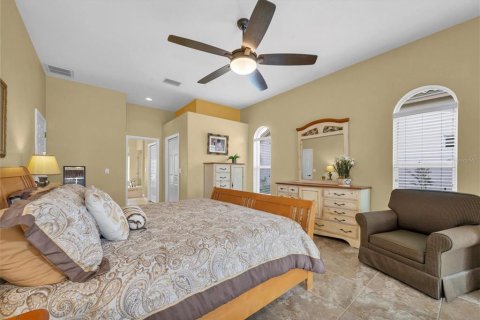 House in Safety Harbor, Florida 4 bedrooms, 258.92 sq.m. № 1744192 - photo 27