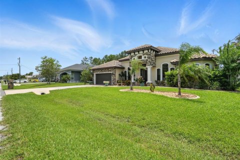 House in Palm Coast, Florida 3 bedrooms, 183.3 sq.m. № 1812534 - photo 8