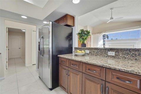Villa ou maison à vendre à Homosassa, Floride: 3 chambres, 203.36 m2 № 2419250 - photo 13