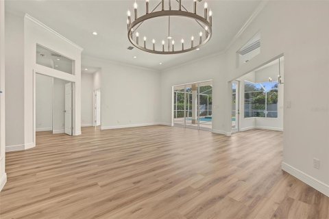 House in Oldsmar, Florida 5 bedrooms, 253.62 sq.m. № 2419203 - photo 10