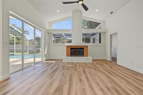 House in Oldsmar, Florida 5 bedrooms, 253.62 sq.m. № 2419203 - photo 18