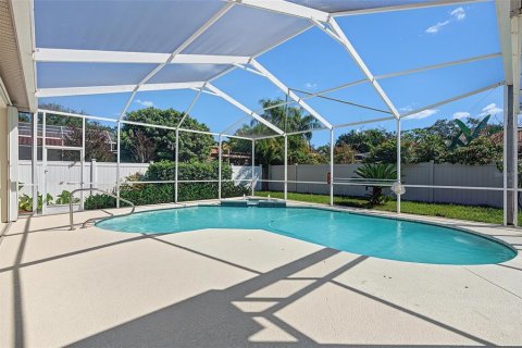 House in Oldsmar, Florida 5 bedrooms, 253.62 sq.m. № 2419203 - photo 6