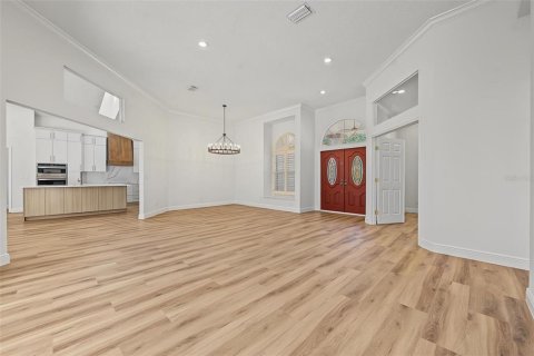 House in Oldsmar, Florida 5 bedrooms, 253.62 sq.m. № 2419203 - photo 8
