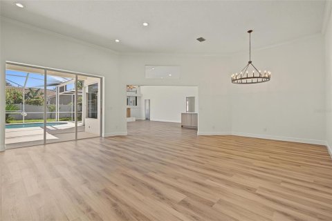 House in Oldsmar, Florida 5 bedrooms, 253.62 sq.m. № 2419203 - photo 11