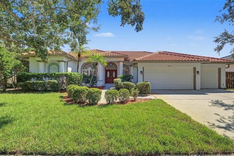 House in Oldsmar, Florida 5 bedrooms, 253.62 sq.m. № 2419203