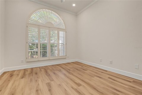 House in Oldsmar, Florida 5 bedrooms, 253.62 sq.m. № 2419203 - photo 22