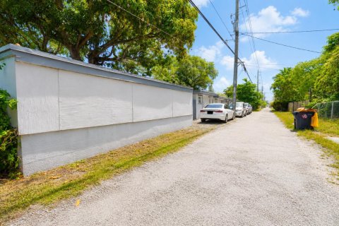 Immobilier commercial à vendre à Dania Beach, Floride: 313.55 m2 № 2083503 - photo 19
