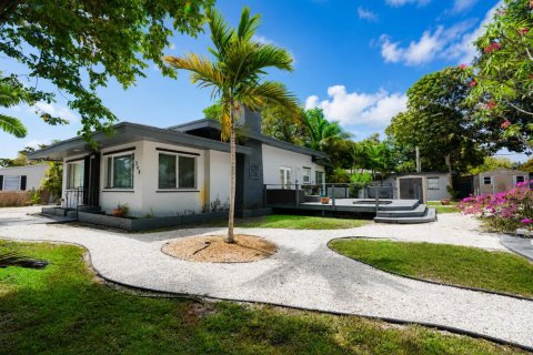Immobilier commercial à Dania Beach, Floride 313.55 m2 № 2083503