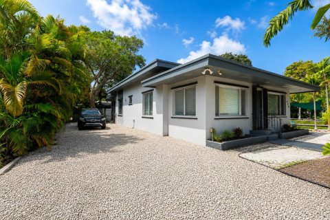 Immobilier commercial à vendre à Dania Beach, Floride: 313.55 m2 № 2083503 - photo 2