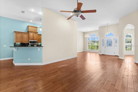 House in Homosassa, Florida 3 bedrooms, 208.47 sq.m. № 1916950 - photo 11