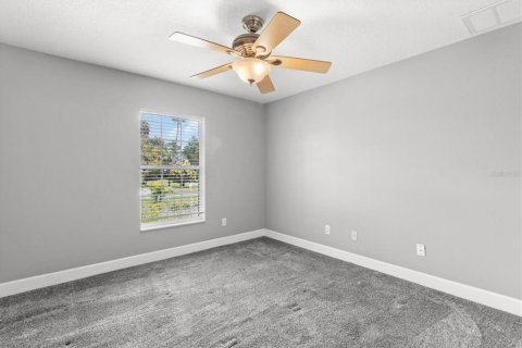 House in Homosassa, Florida 3 bedrooms, 208.47 sq.m. № 1916950 - photo 17