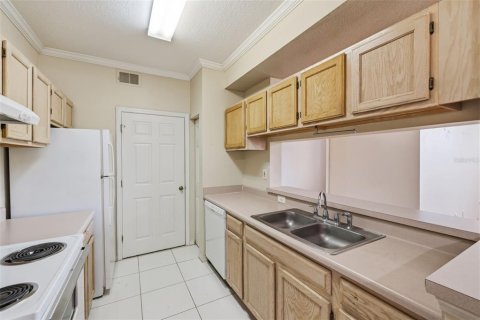 Снять в аренду квартиру в Тампа, Флорида 1 комната, 80.64м2, № 2235423 - фото 10