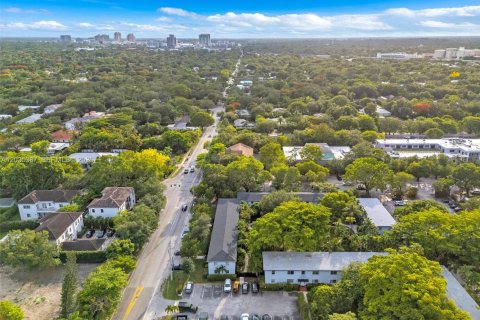 Condo in Miami, Florida, 2 bedrooms № 2185898 - photo 19