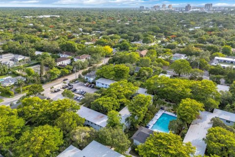Condo in Miami, Florida, 2 bedrooms № 2185898 - photo 21