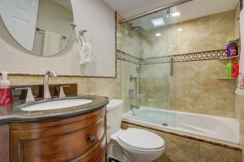 Copropriété à louer à Redington Shores, Floride: 2 chambres, 102.47 m2 № 251621 - photo 14